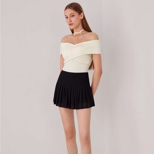 NWT Cider Off the Shoulder Bodysuit
